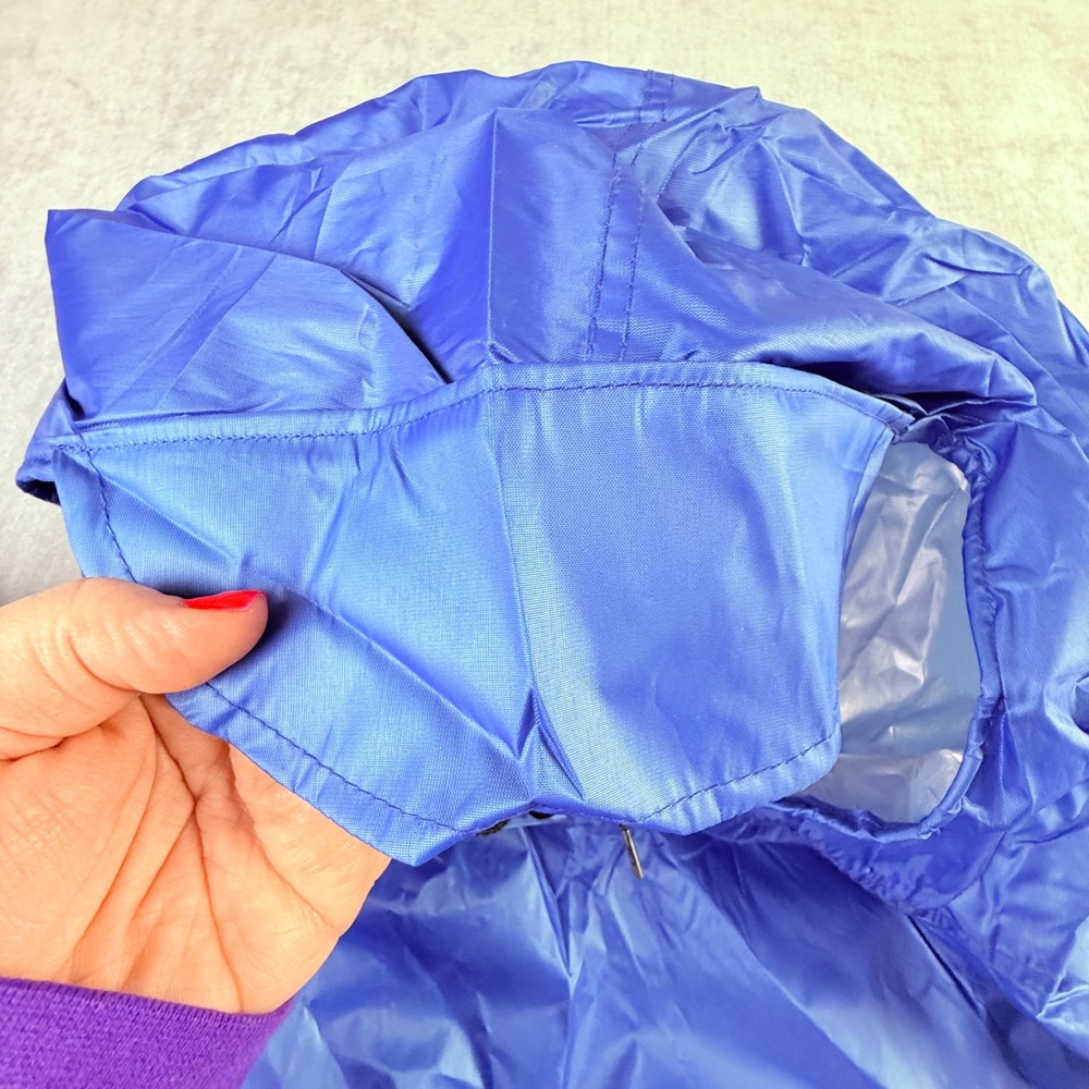 Post Malone Posty Co VIP Big Ass Stadium Tour Rain Poncho Blue Hooded One Size - Picture 3 of 3